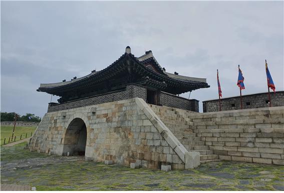수원화성/창룡문(동문)
